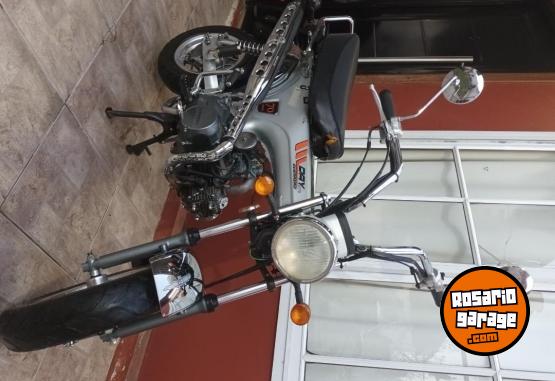Motos - Guerrero Day automática 2018 Nafta 10000Km - En Venta
