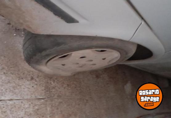 Autos - Chevrolet Corsa 1999 GNC 465000Km - En Venta