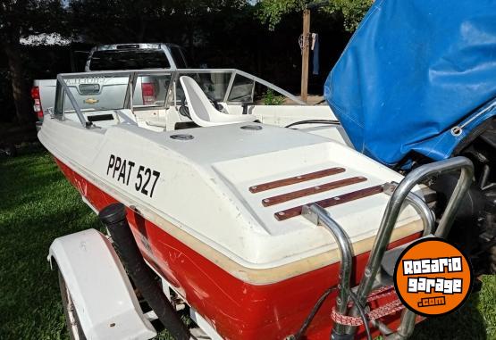 Embarcaciones - Casco FRANCO 4.70 c/ JHONSON 70 HP - En Venta