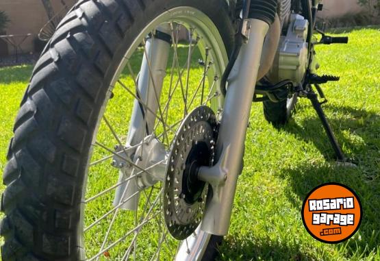 Motos - Honda Tornado 250 2019 Nafta 7400Km - En Venta