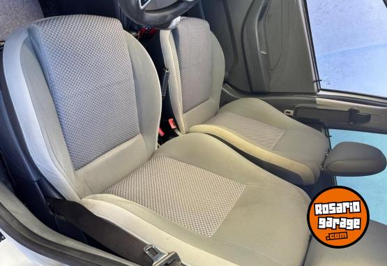 Autos - Chevrolet Agile LS 2015 Nafta 88000Km - En Venta