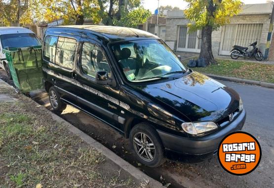 Utilitarios - Peugeot Partner Patagonica 2009 Diesel 170000Km - En Venta