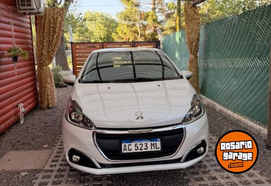 Autos - Peugeot 208 allure 1.6 2018 Nafta 57000Km - En Venta