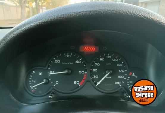 Autos - Peugeot 206 / 5 puertas diesel 2005 Diesel 187000Km - En Venta