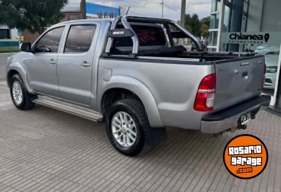 Camionetas - Toyota hilux srv 3.0 2015 Diesel 280000Km - En Venta