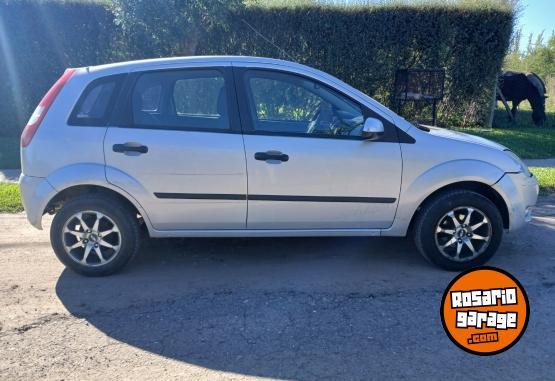 Autos - Ford FIESTA AMBIENTE 5P 2004 Nafta 181000Km - En Venta