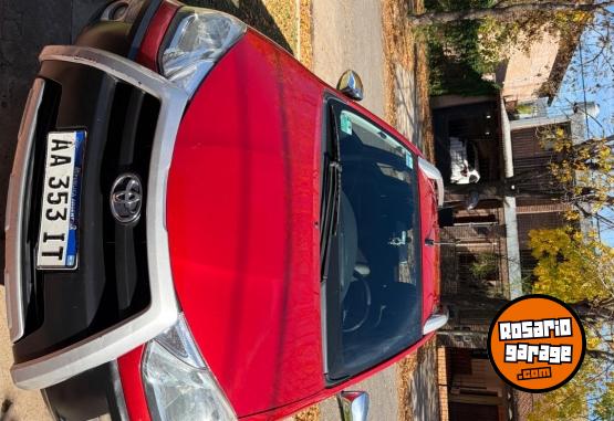 Autos - Toyota Etios cross 2016 Nafta 128000Km - En Venta