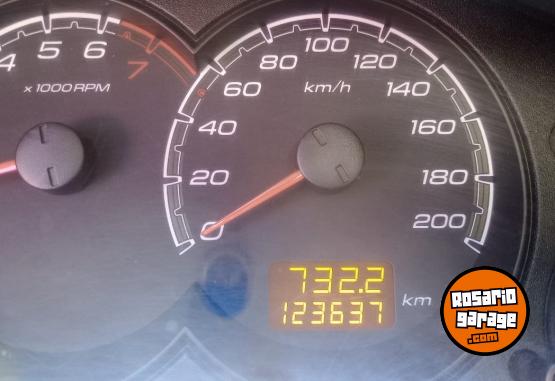 Autos - Chevrolet Classic Pack 2014 Nafta 123650Km - En Venta