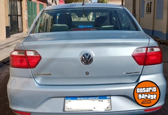 Autos - Volkswagen Voyage trendline 1,6 2016 Nafta 130160Km - En Venta