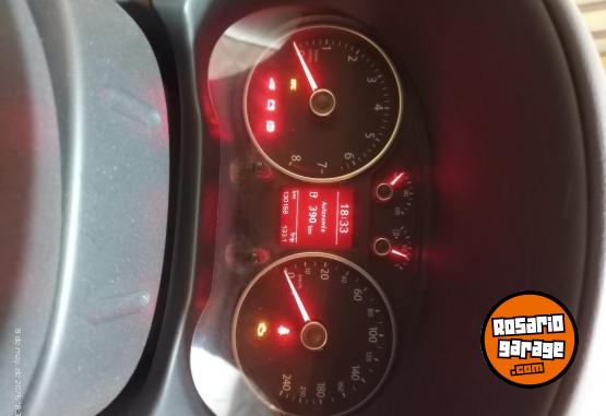 Autos - Volkswagen Voyage trendline 1,6 2016 Nafta 130160Km - En Venta