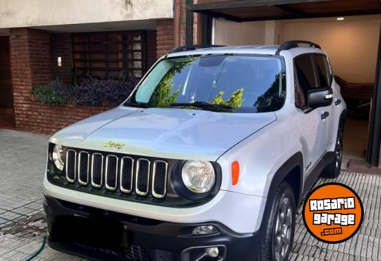 Camionetas - Jeep Renegade 2017 Nafta 74000Km - En Venta