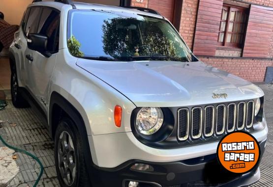 Camionetas - Jeep Renegade 2017 Nafta 74000Km - En Venta