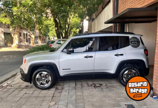 Camionetas - Jeep Renegade 2017 Nafta 74000Km - En Venta