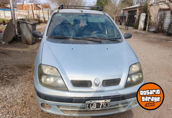 Autos - Renault 2003 2003 Diesel 300000Km - En Venta