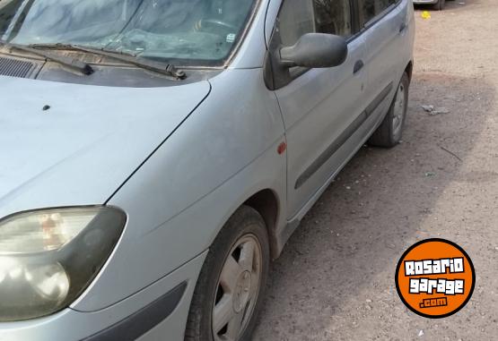 Autos - Renault 2003 2003 Diesel 300000Km - En Venta