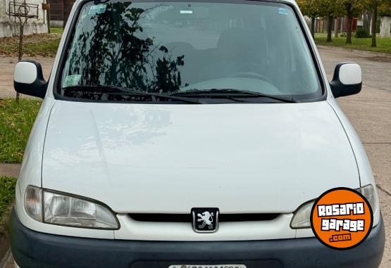 Utilitarios - Peugeot Patner Patagonia 2000 Diesel 270000Km - En Venta