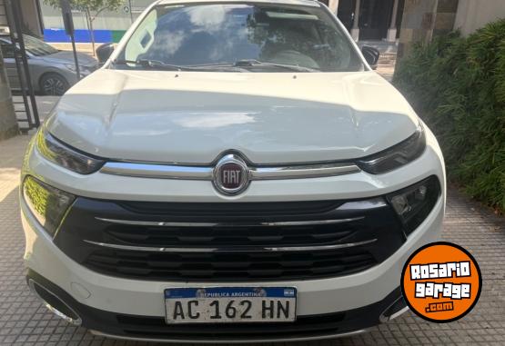 Camionetas - Fiat Toro volcano 2017 Diesel 135000Km - En Venta