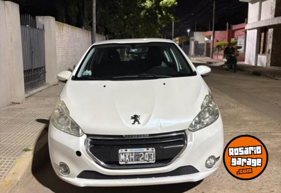 Autos - Peugeot 208 2013 Nafta 187500Km - En Venta