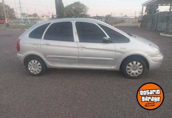 Autos - Citroen Xsara picasso 2.0 2005 Nafta 250000Km - En Venta