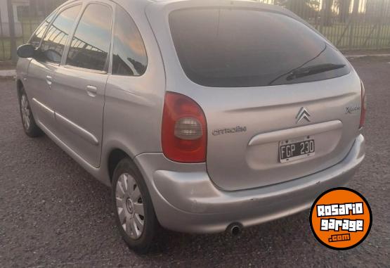 Autos - Citroen Xsara picasso 2.0 2005 Nafta 250000Km - En Venta