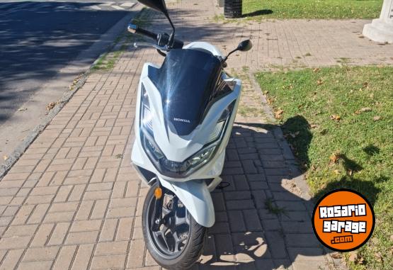 Motos - Honda Pcx160 2024 Nafta 3500Km - En Venta