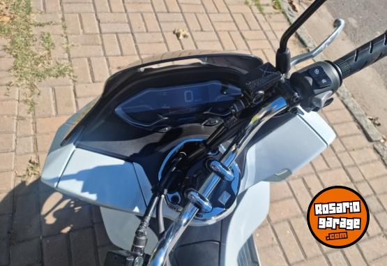Motos - Honda Pcx160 2024 Nafta 3500Km - En Venta