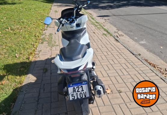 Motos - Honda Pcx160 2024 Nafta 3500Km - En Venta