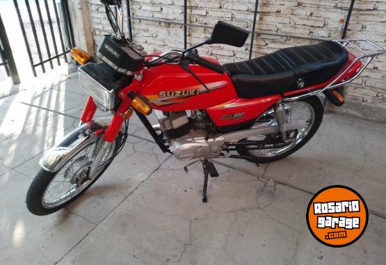 Motos - Suzuki Ax 100 2013 Nafta 14000Km - En Venta