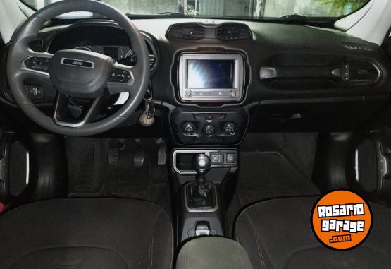 Camionetas - Jeep Renegade sport 2022 Nafta 45000Km - En Venta