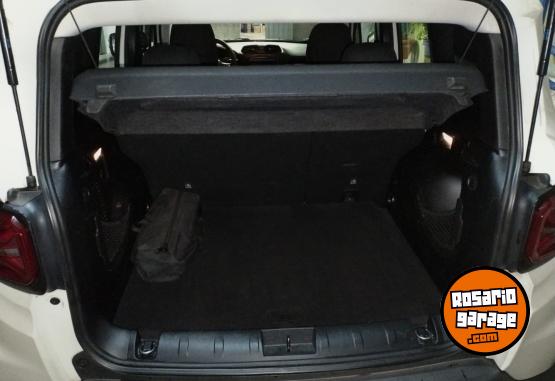 Camionetas - Jeep Renegade sport 2022 Nafta 45000Km - En Venta