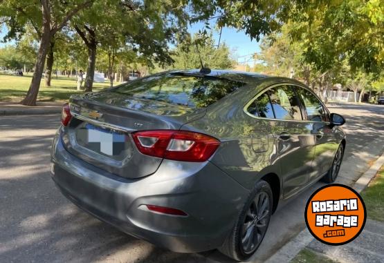 Autos - Chevrolet Cruze ltz 1ra mano permut 2018 Nafta 110000Km - En Venta