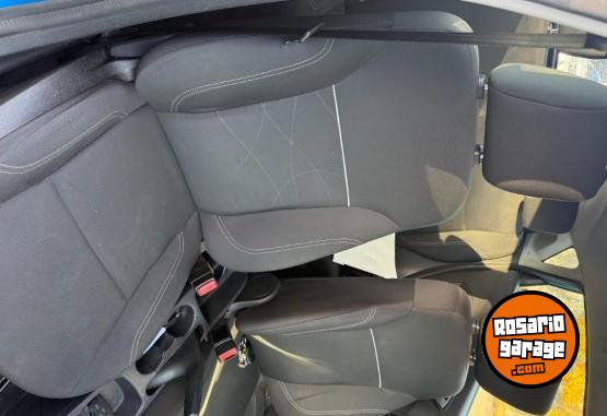 Autos - Ford FIESTA SE PLUS 2015 Nafta 99500Km - En Venta