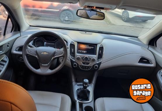 Autos - Chevrolet cruze ltz 4 ptas 2018 Nafta 87000Km - En Venta