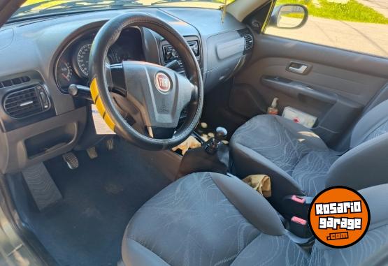 Autos - Fiat Siena 2015 Nafta 153000Km - En Venta