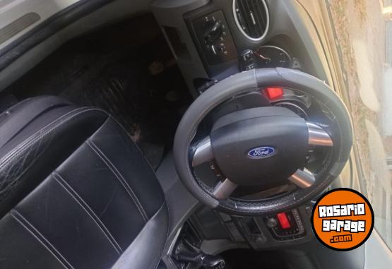 Autos - Ford Ford Focus 2 2009 Nafta 180000Km - En Venta