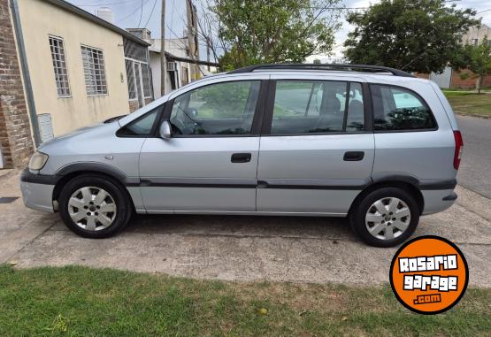 Autos - Chevrolet Zafira 2009 Nafta 215000Km - En Venta