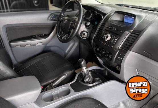 Autos - Ford RANGER XLS 2017 Diesel 135000Km - En Venta