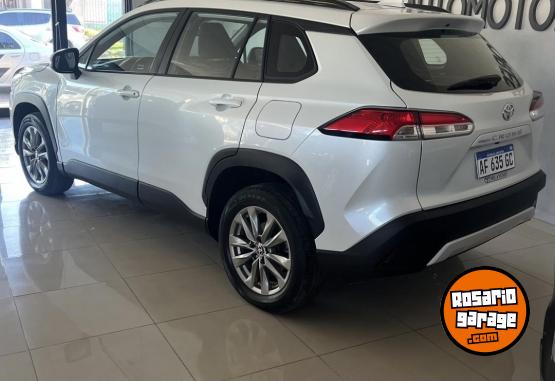 Autos - Toyota COROLLA CROS XLI CVT 2023 Nafta 60000Km - En Venta