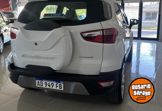 Autos - Ford ECOSPORT TITANIUM 2020 Nafta 22000Km - En Venta