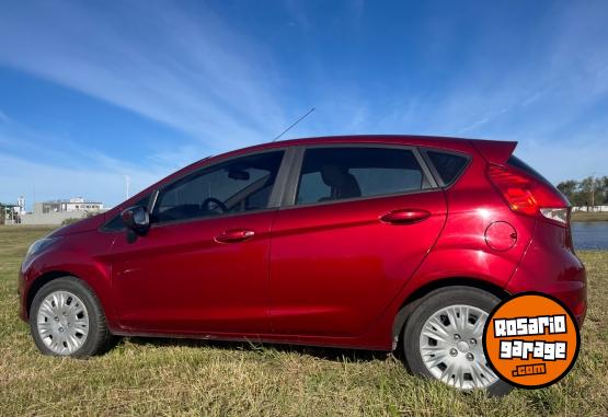 Autos - Ford Fiesta Kinetic S 2016 Nafta 132000Km - En Venta