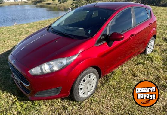 Autos - Ford Fiesta Kinetic S 2016 Nafta 132000Km - En Venta