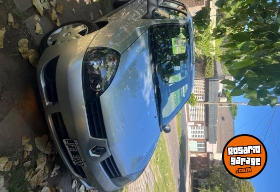 Autos - Peugeot Clio 2010 Nafta 180000Km - En Venta