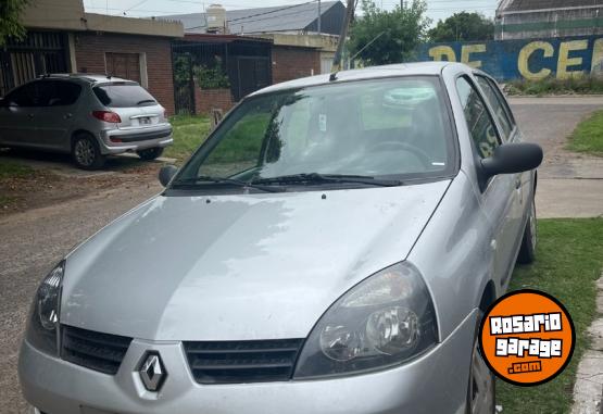 Autos - Peugeot Clio 2010 Nafta 180000Km - En Venta