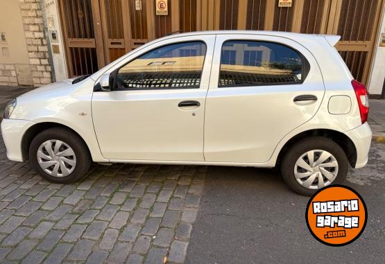 Autos - Toyota Etios X 1.5 2021 Nafta 68000Km - En Venta