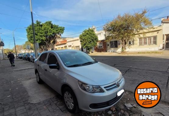 Autos - Volkswagen Voyage 2011 Nafta - En Venta