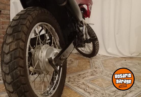 Motos - Zanella Zr 2018 Nafta 5800Km - En Venta