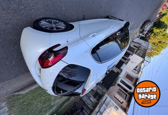 Autos - Peugeot 208 Feline 2016 Nafta 95000Km - En Venta
