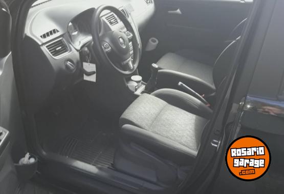 Autos - Volkswagen Suran 1.6 Highline 2013 GNC 200000Km - En Venta