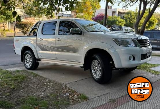 Camionetas - Toyota HILUX SRV 2013 Diesel 190000Km - En Venta