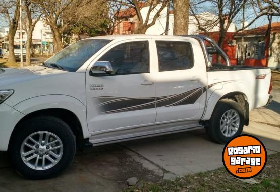 Camionetas - Toyota HILUX SRV 2013 Diesel 190000Km - En Venta